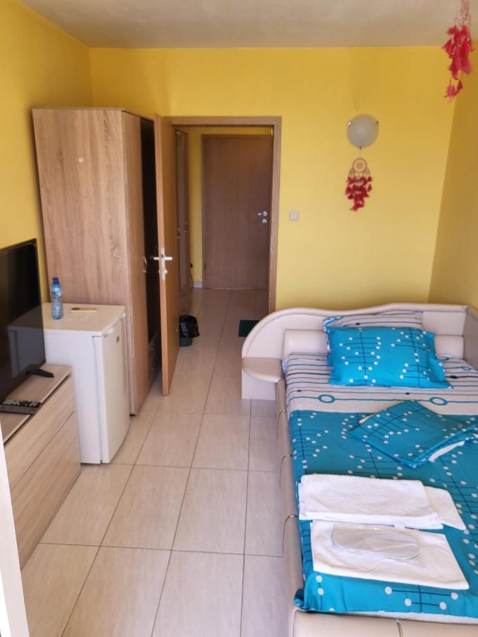 Апартаменти Apartamenti Ivaia Варна Екстер'єр фото
