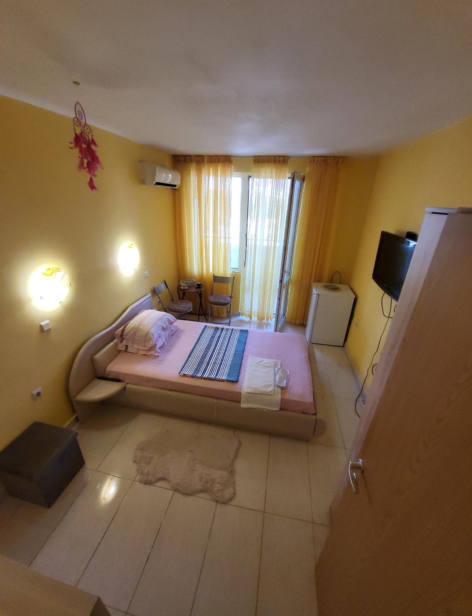 Апартаменти Apartamenti Ivaia Варна Екстер'єр фото